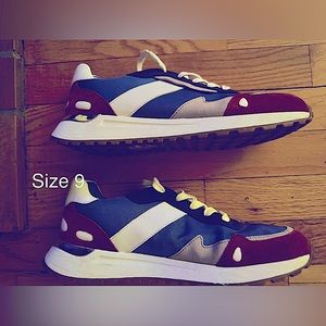 Michael Kors Shoes Size 9